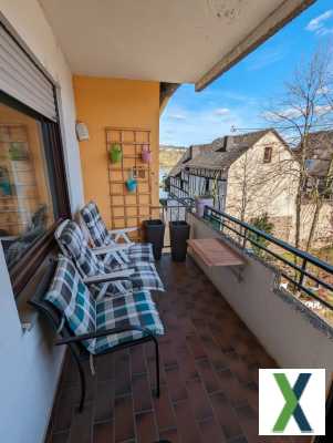 Foto Einladendes Zuhause mit Balkon und Garage: Ihre neue 3-Zimmer-Woh