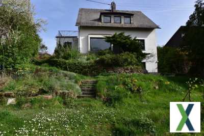 Foto Einfamilienhaus mit süßem Garten und grünem Weitblick!