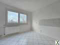 Foto ** sanierte 4 Raum, 2 Bäder mit Wanne + Dusche, Balkon mit Fernblick **