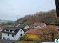 Foto Naturnahe und sanierte Wohnung mit großem Balkon