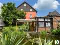 Foto Zweifamilienhaus mit Einliegerwohnung und Teich im Traumgarten