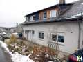 Foto Gepflegtes Drei-Familienhaus mit Wintergarten, Dachterrasse, Balkon und Garagen in ruhiger Lage