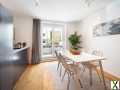 Foto Neubau trifft Beständigkeit  Umfangreich modernisierte 2-Zimmer-Wohnung
