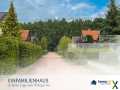 Foto Einfamilienhaus in Seenähe mit Garten