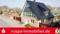 Foto Gepflegtes Einfamilienhaus mit Terrasse, Garage und vielen Extras mehr auf der Insel an Land