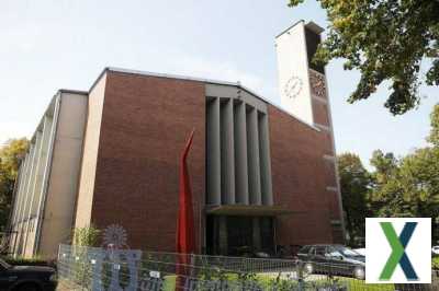 Foto Neunkirchen - Die besondere Immobilie: Ehemalige Herz-Jesu-Kirche in Neunkirchen