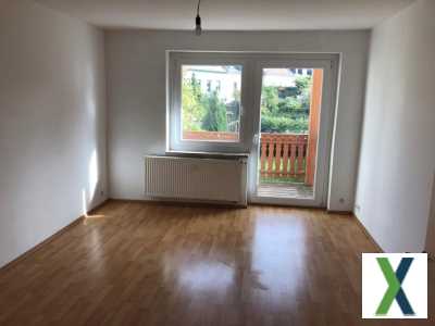 Foto 3 Raum-Wohnung saniert mit Balkon sofort frei