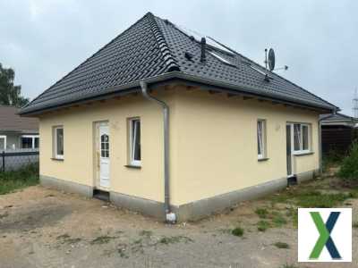 Foto Schönes neu gebautes Einfamilienhaus mit kleinem Grundstück in Negast bei Stralsund zu vermieten.