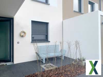 Foto * NEWLY BUILT TOWNHOUSE * ca. 125 m², 3-Bed, 2.25 Bath, Yard, and Parking