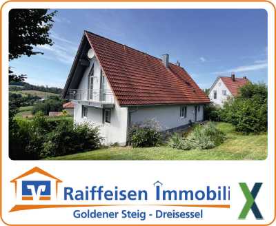 Foto Haus mit Einliegerwohnung in 94065 Waldkirchen