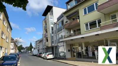 Foto Moderne helle Appartementwohnung mit Stellplatz und Balkon