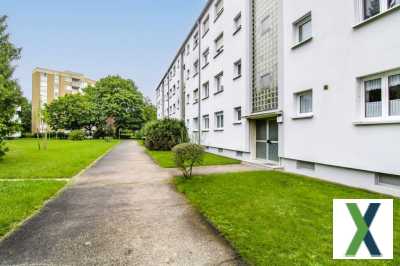 Foto Lichtdurchflutete 2-Zi.-DG-Wohnung mit großer Loggia und Tageslichtbad in zentrumsnaher Wohnlage