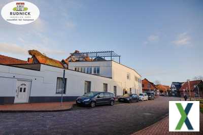 Foto RUDNICK bietet HAUS mit 3 Wohnungen + Büro + Garage NÄHE MEER: ggf. EG wieder rückbaubar zu Laden