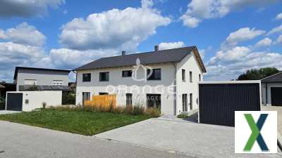 Foto ERSTBEZUG! Moderne Neubau-DHH KFW55 - vollunterkellert & 2 gr. Terrassen - in ruhiger Lage!!