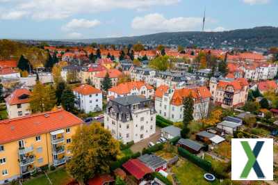 Foto Sonniges Penthouse mit Terrasse, tollem Fernblick, 2 Bädern, Einbauküche u. Parkett im Stil-Altbau!