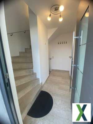 Foto 3 Zimmerwohnung, Haus Charakter mit Stellplatz, frisch renoviert