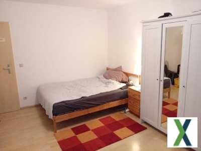 Foto Schönes Zimmer in freundlicher WG
