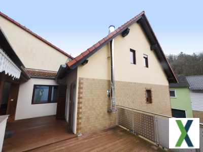 Foto Zeitloses Wohnen - 2-Fam.-Haus in Wiesbaden-Sonnenberg