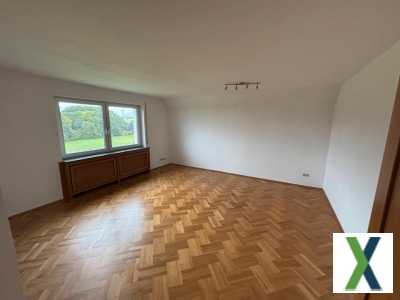 Foto Schöne 2 Zimmer Dachgeschoss-Wohnung in Büren Steinhausen