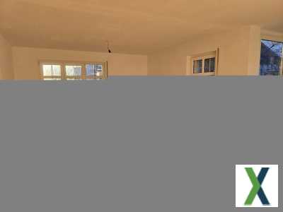 Foto TOP 4-Raum-Whng, renoviert (ca.93 qm) + 2 Balkone +Einbauküche