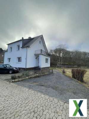 Foto Einfamilienhaus Bauernhaus Haus Weiden Scheune Halle Pferde