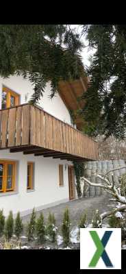Foto Charmante Doppelhaushälfte mit Chalet Charakter