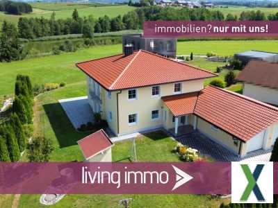Foto Exklusives Toskana-Anwesen mit 5.323 m² (teilweise Bau)Grund & unverbaubarem Seeblick in Salzweg