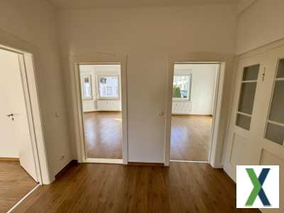 Foto *Selten* Lichtdurchflutete und renovierte 3-Zimmer-Wohnung mit Altbaucharme